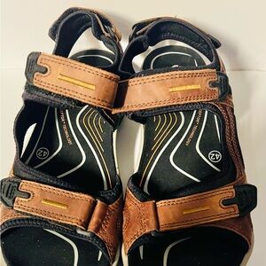 Ecco Black and Brown Sandals